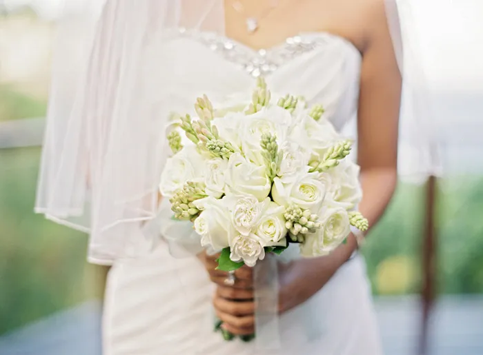 Bridal bouquet. Vicki Grafton Photography. theweddingnotebook.com
