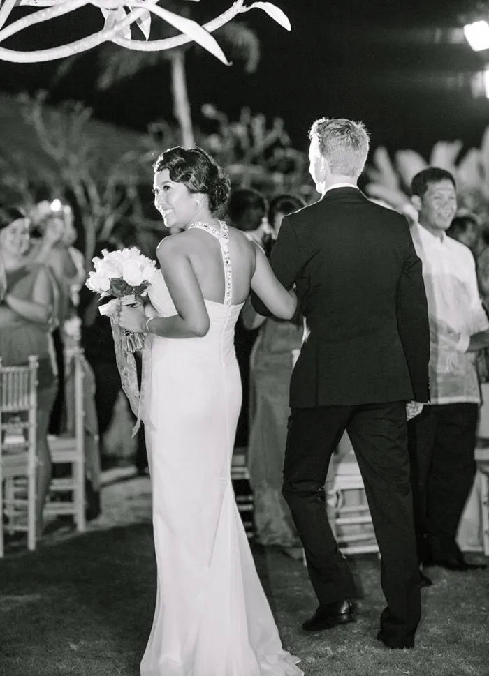 Wedding gown interesting back. Vicki Grafton Photography. theweddingnotebook.com