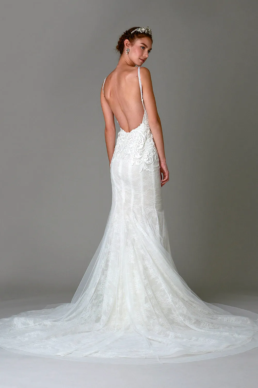 Marchesa Fall 2016 Bridal Collection. theweddingnotebook.com