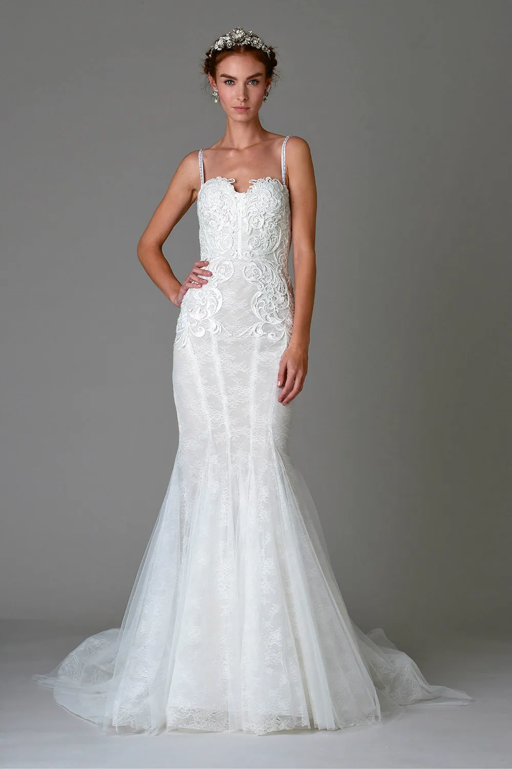 Marchesa Fall 2016 Bridal Collection. theweddingnotebook.com