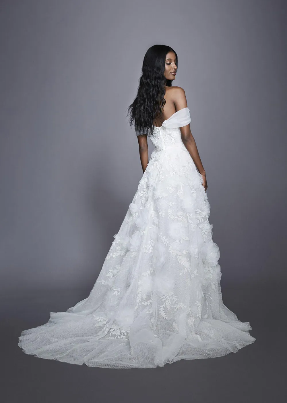 Marchesa Fall 2021 Bridal Collection. theweddingnotebook.com