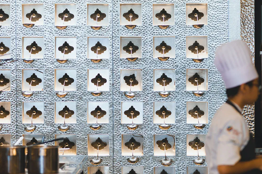 Wedding at St Regis Langkawi. Photography by Inlight Photos. theweddingnotebook.com