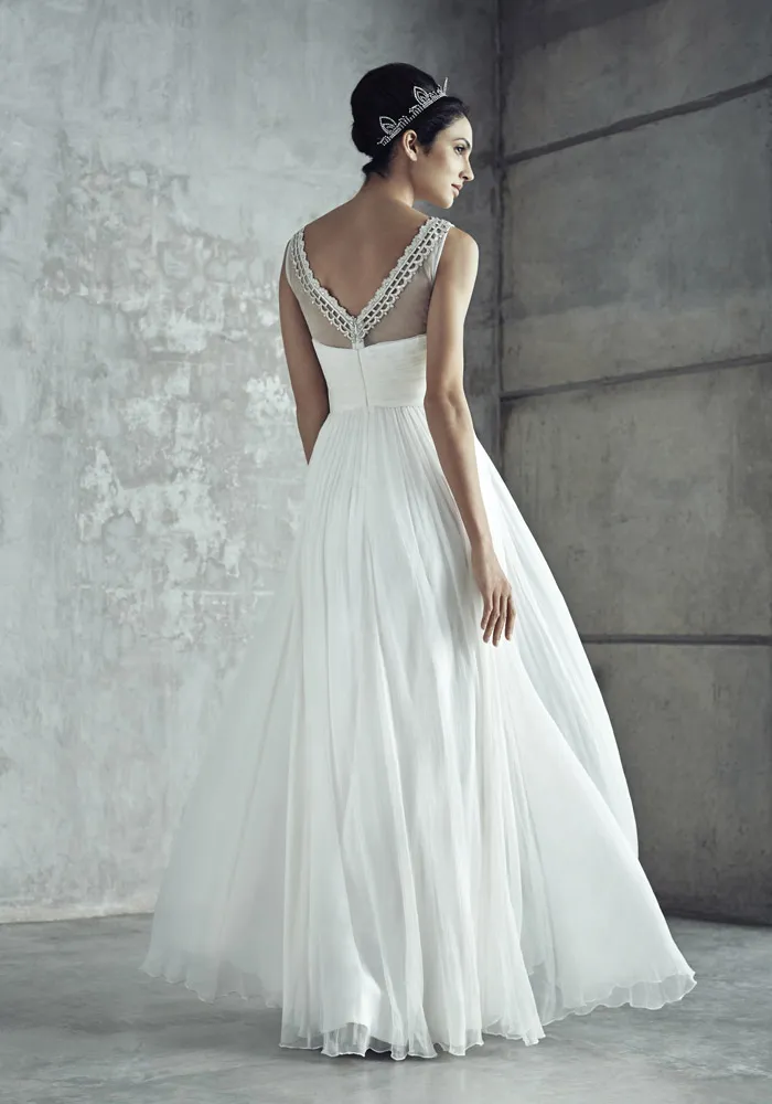 Melinda Looi 2015 Bridal Collection. theweddingnotebook.com