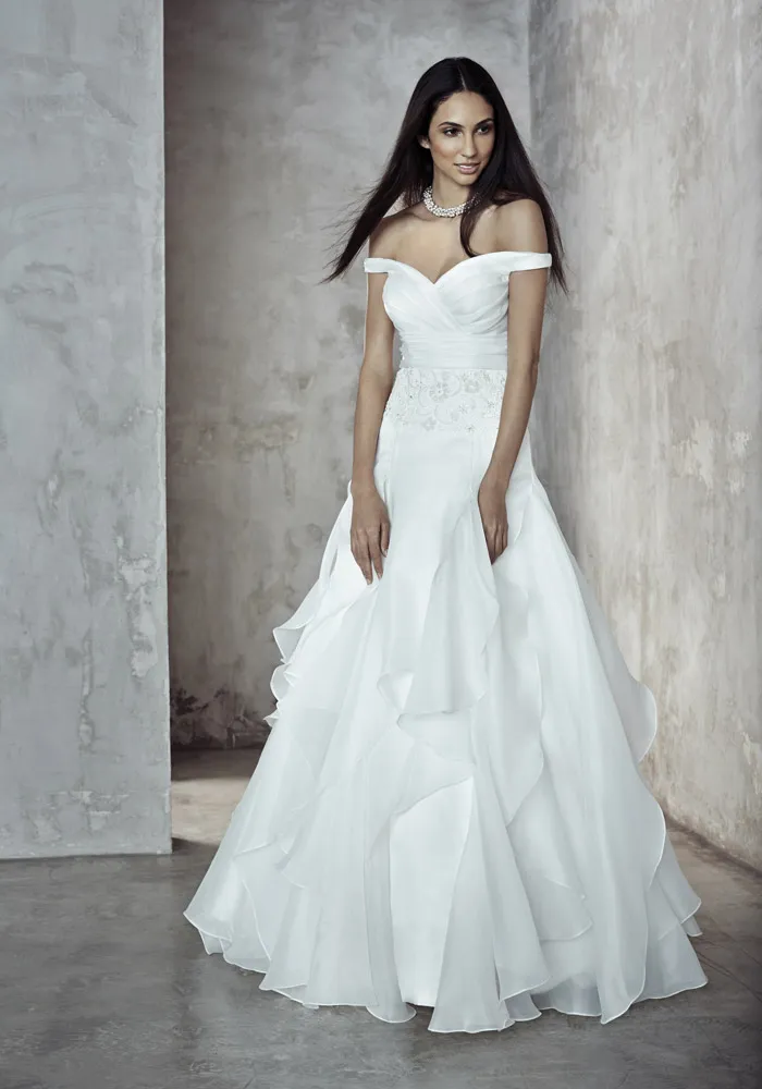 Melinda Looi 2015 Bridal Collection. theweddingnotebook.com