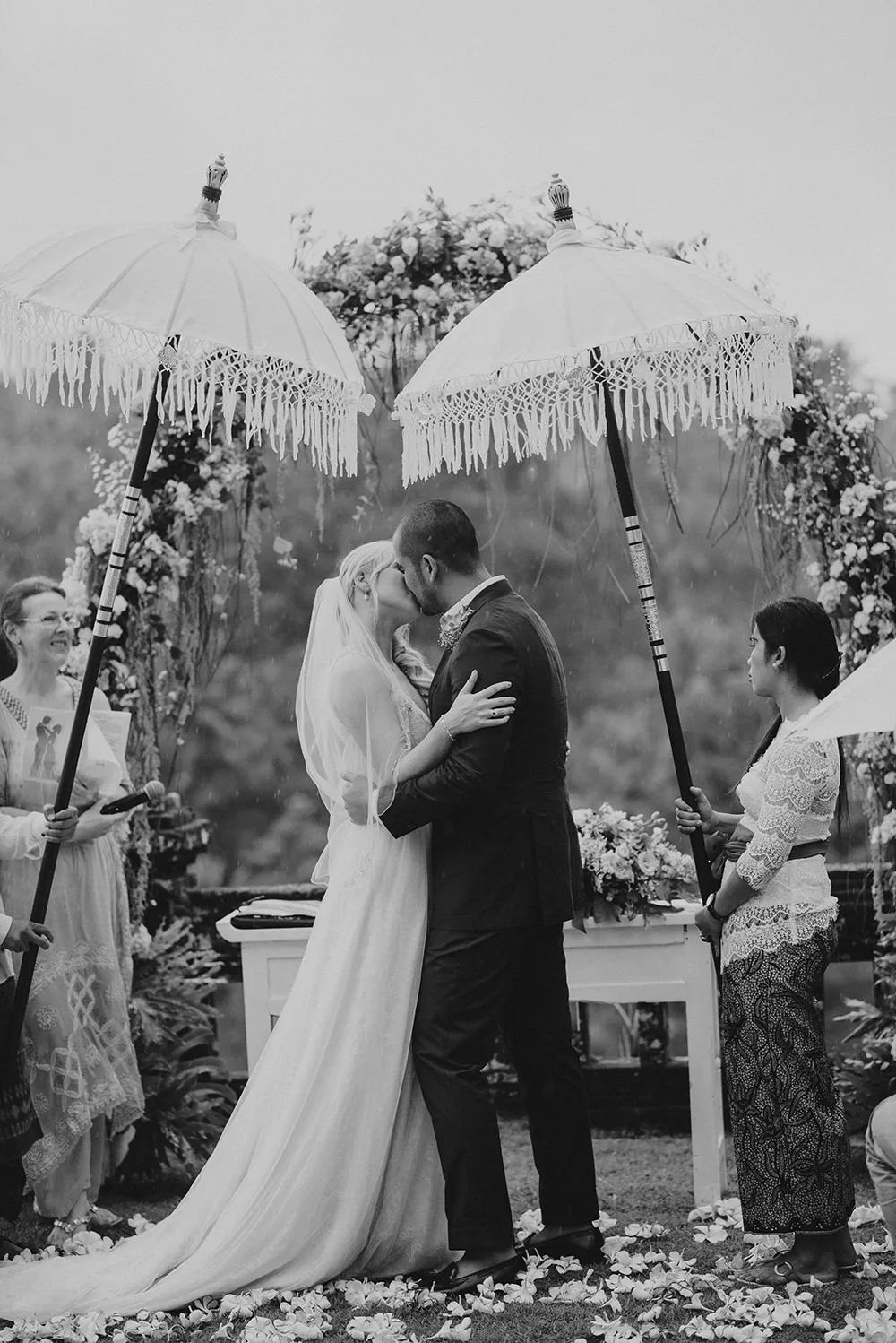 Photo by Terralogical. theweddingnotebook.com