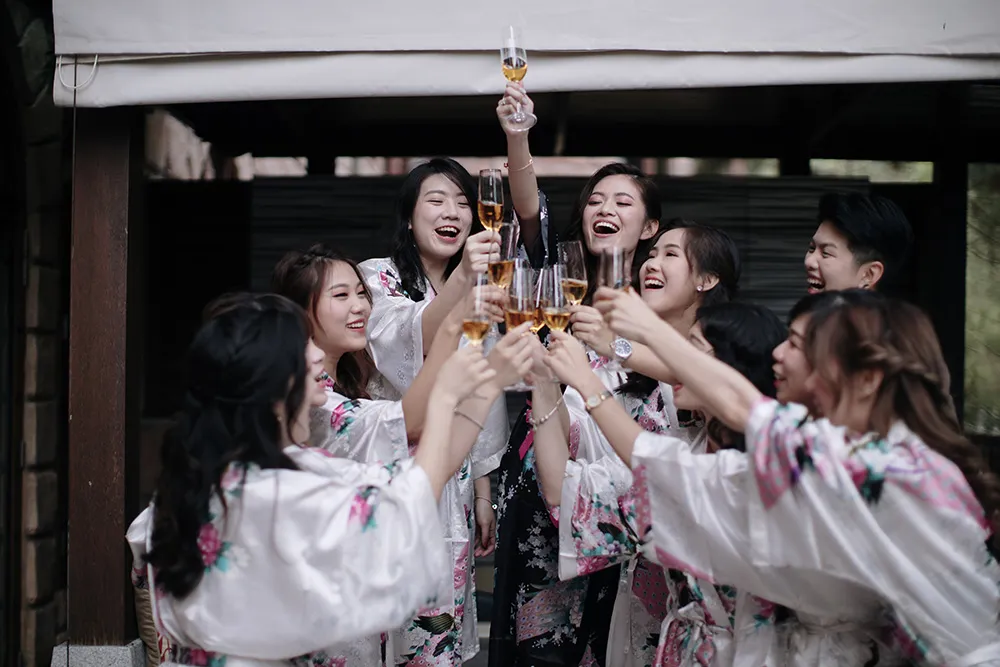 Adam Ong Photography. theweddingnotebook.com