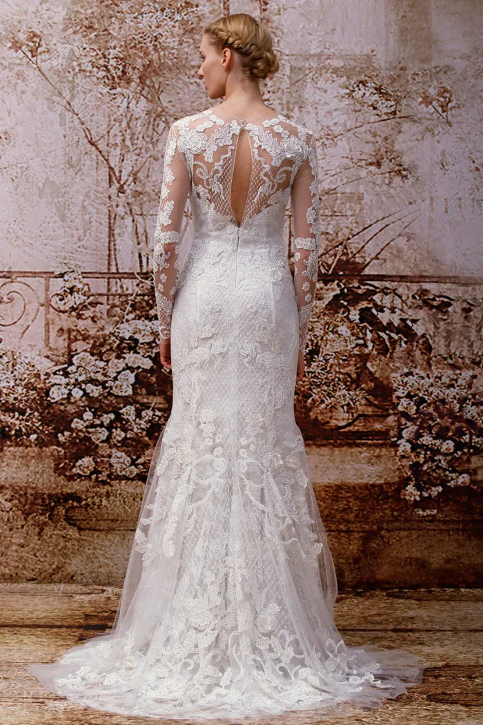 Monique Lhuillier Fall 2014 Bridal Collection. theweddingnotebook.com