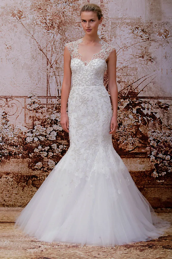 Monique Lhuillier Fall 2014 Bridal Collection. theweddingnotebook.com
