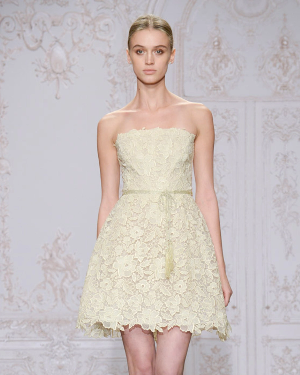 Monique Lhuillier Fall 2015 Bridal Collection