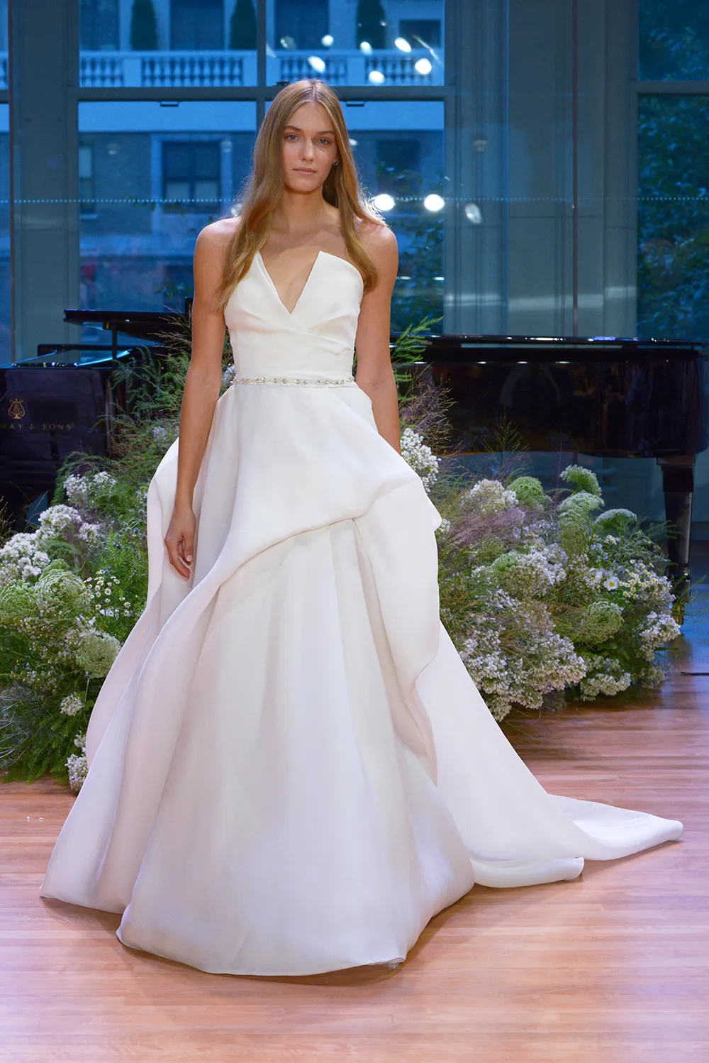 Emerson - Monique Lhuillier Fall 2017 Bridal Collection. theweddingnotebook.com