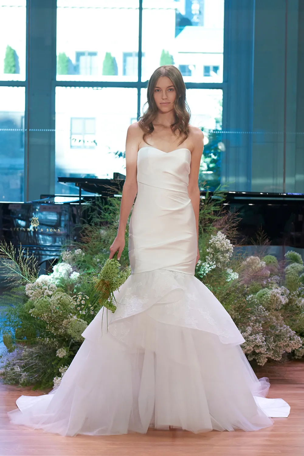 Lennox - Monique Lhuillier Fall 2017 Bridal Collection. theweddingnotebook.com