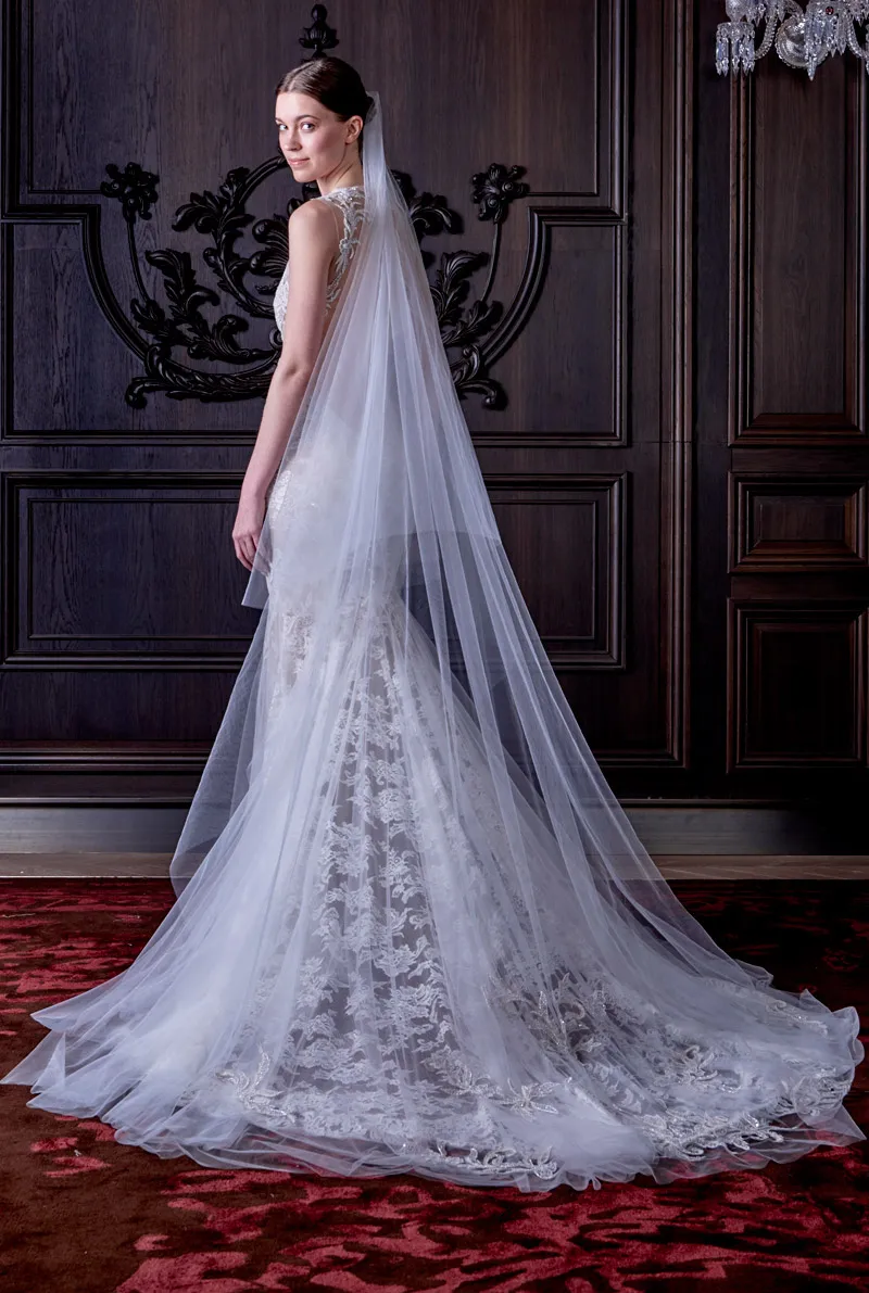 Monique Lhuillier Spring 2016 Bridal Collection. theweddingnotebook.com