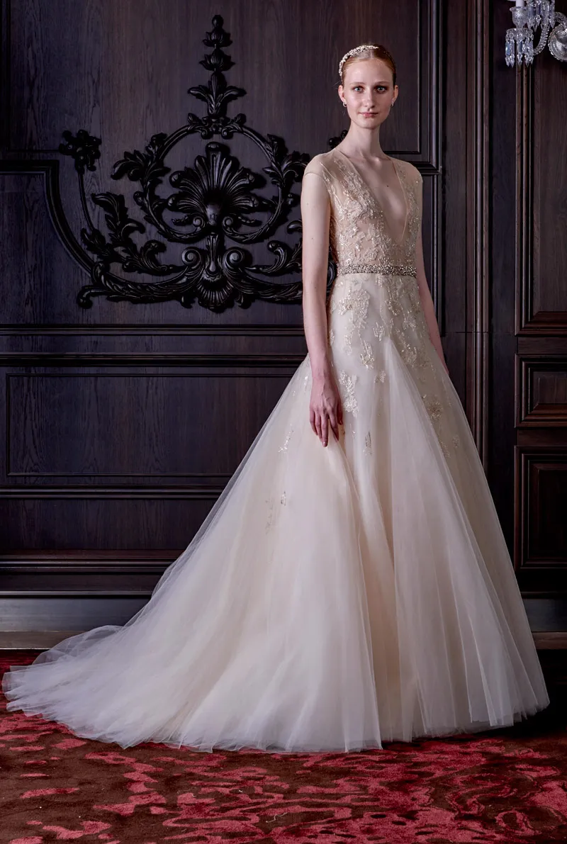 Monique Lhuillier Spring 2016 Bridal Collection. theweddingnotebook.com