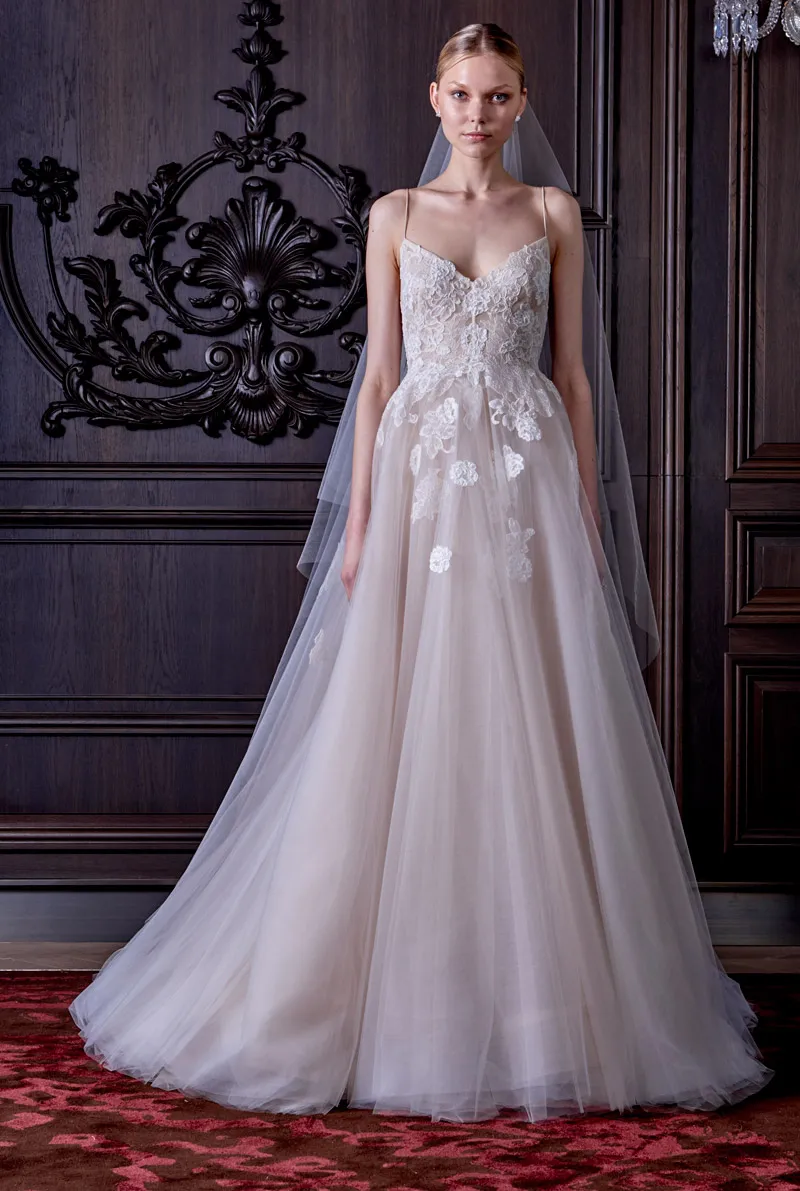 Monique Lhuillier Spring 2016 Bridal Collection. theweddingnotebook.com