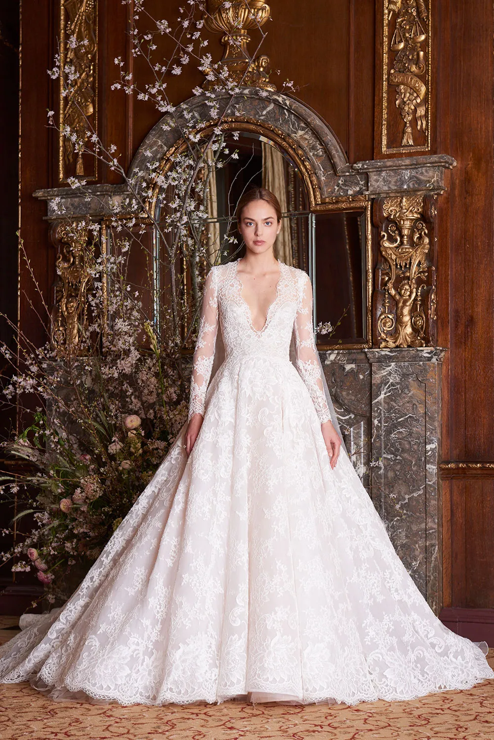 – Monique Lhuillier Spring 2019 Bridal Collection. theweddingnotebook.com