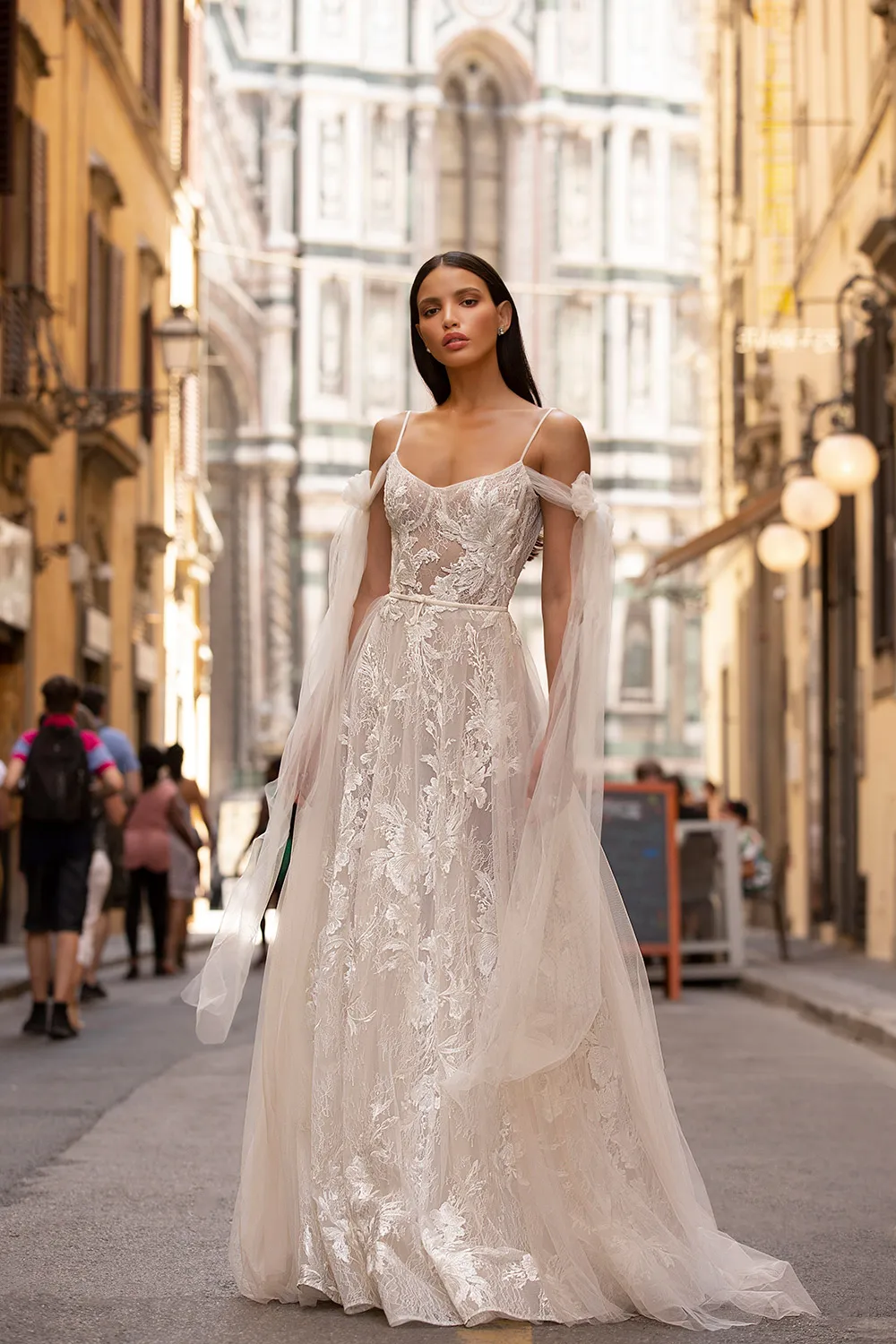 Muse by Berta Bridal Fall 2020-Collection. theweddingnotebook.com