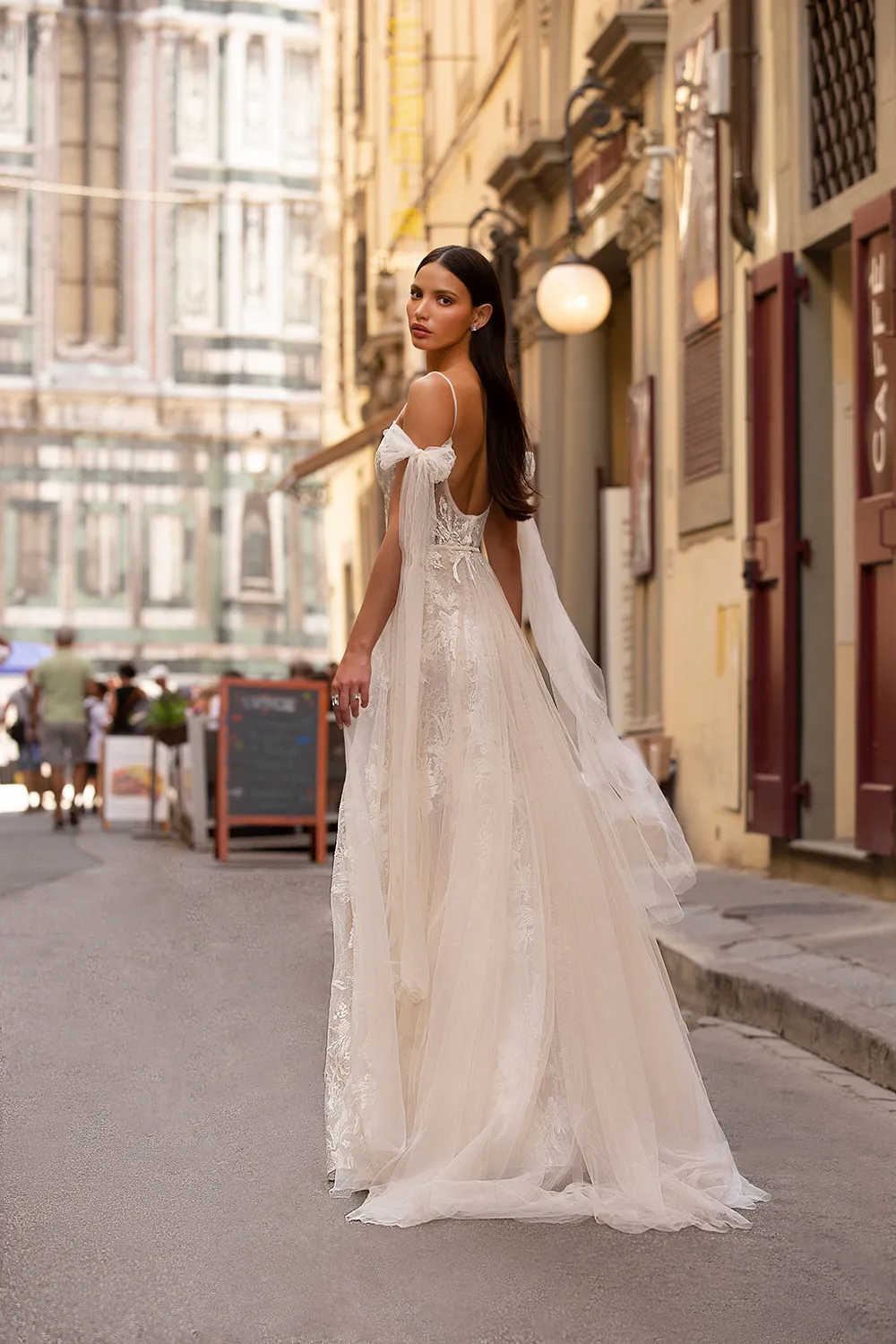 Muse by Berta Bridal Fall 2020-Collection. theweddingnotebook.com