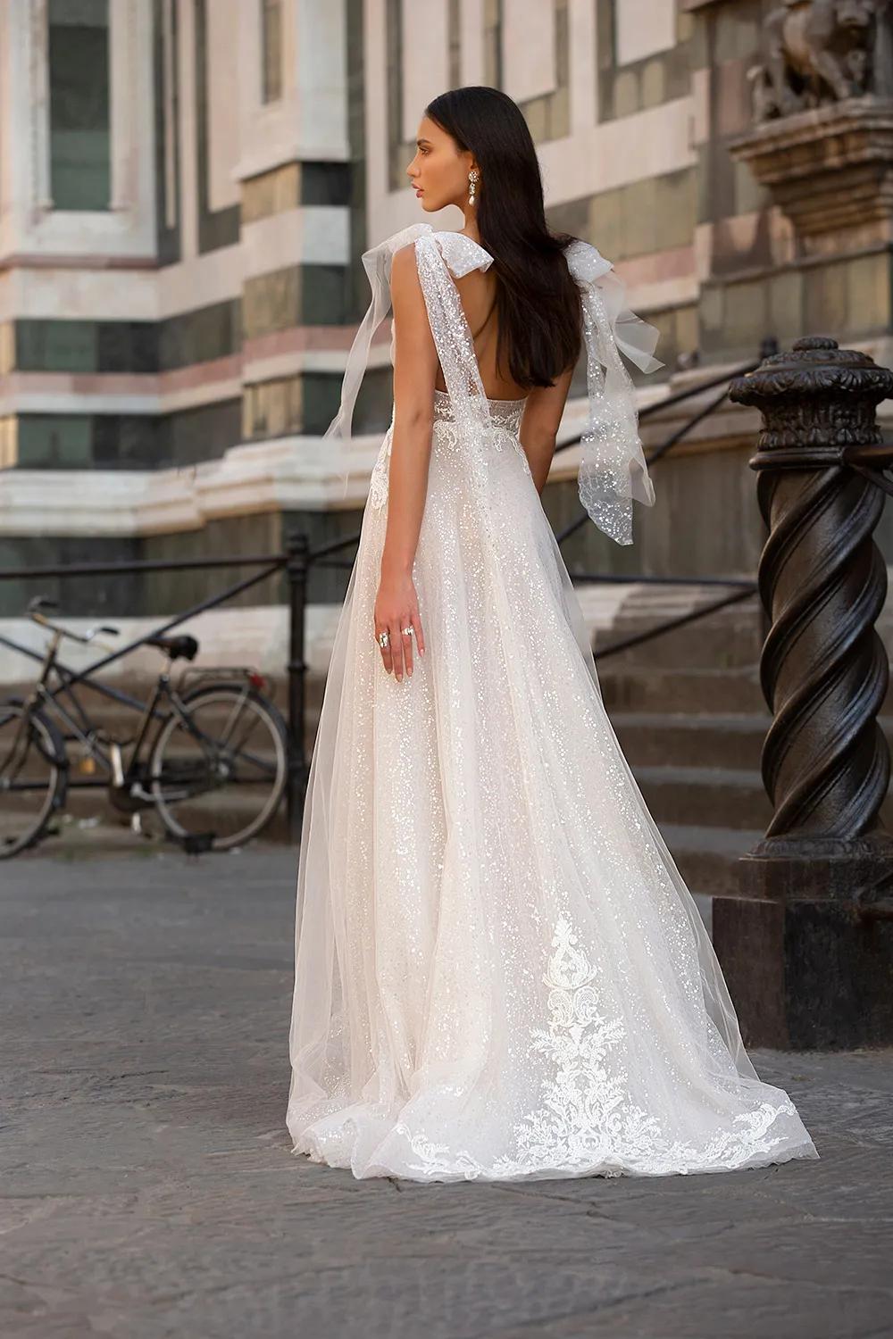 Muse by Berta Bridal Fall 2020-Collection. theweddingnotebook.com