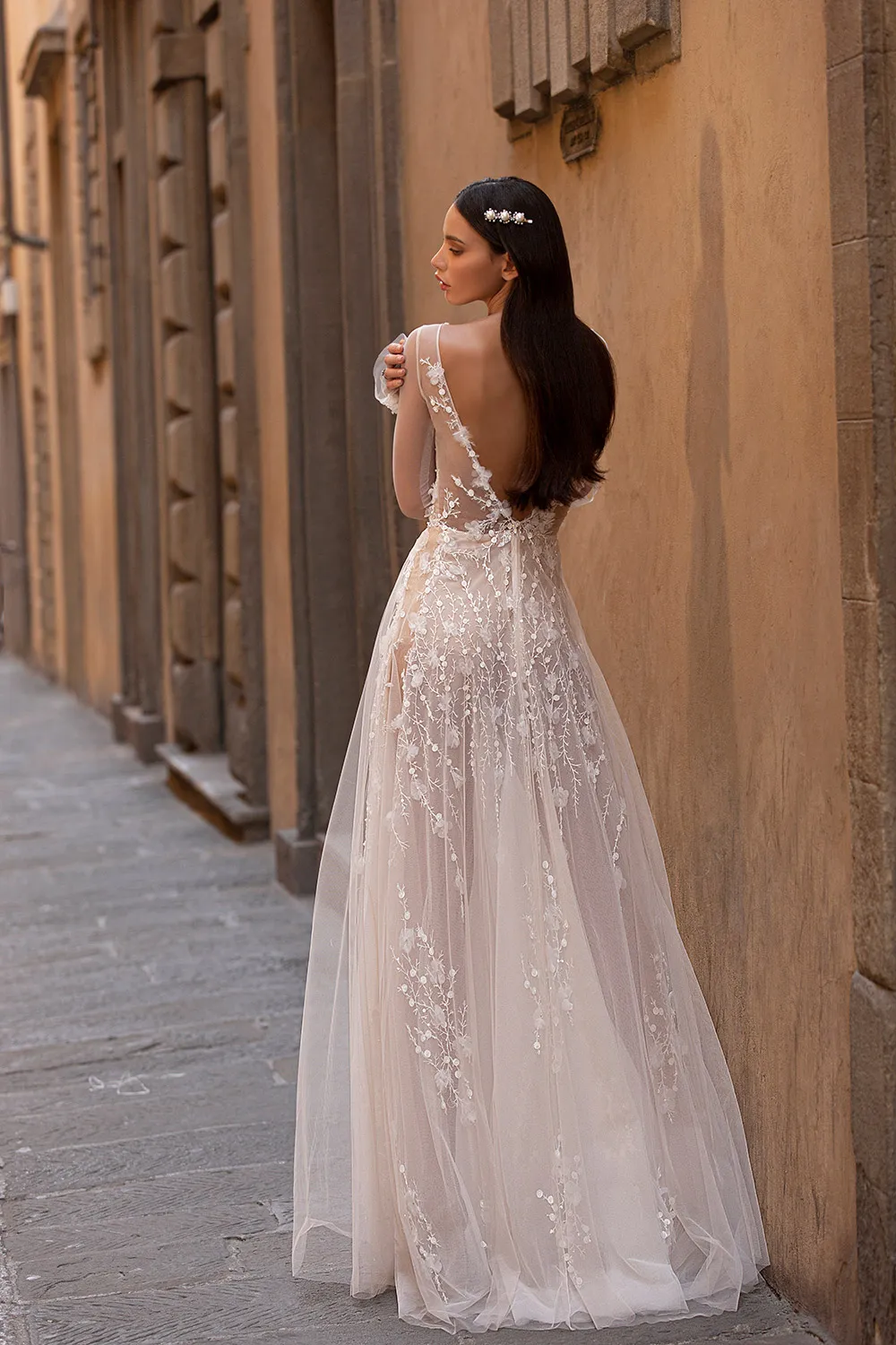 Muse by Berta Bridal Fall 2020-Collection. theweddingnotebook.com