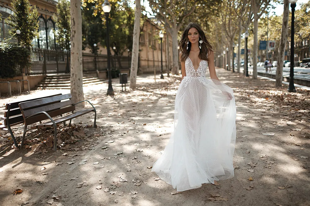 MUSE by Berta Fall 2019 Bridal Collection. theweddingnotebook.com