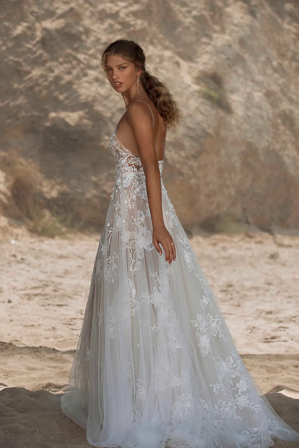 MUSE by Berta Fall 2021 Collection. theweddingnotebook.com