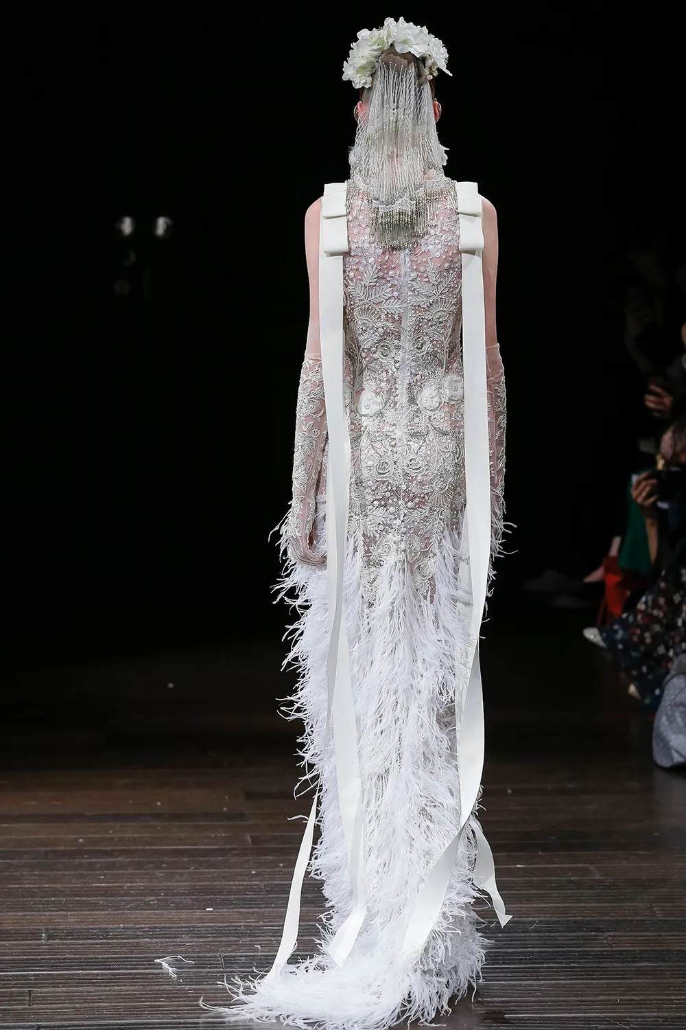 CHARLESTON - Naeem Khan 2018 Bridal Collection. theweddingnotebook.com