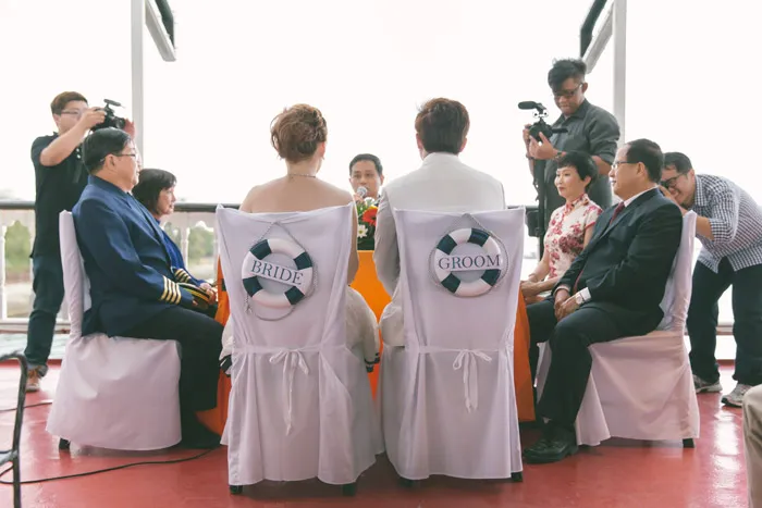 Awesome Memories Photography. theweddingnotebook.com