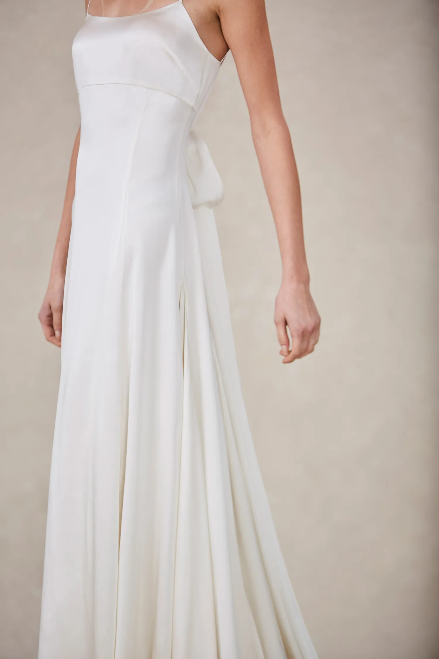 Nordeen Bridal Spring 2022 Collection. theweddingnotebook.com