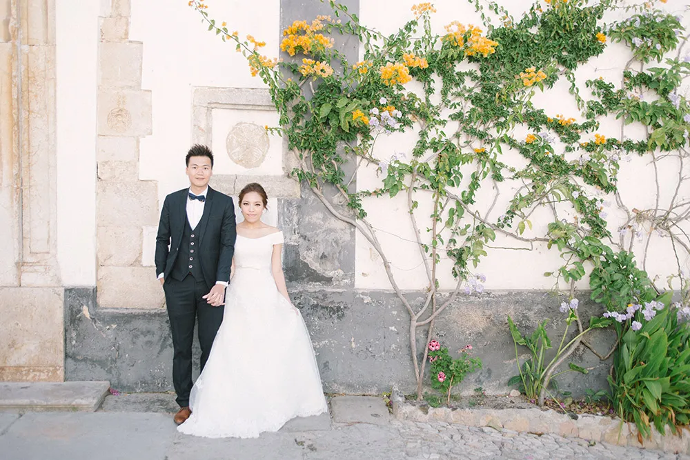 Photo by Savour Productions. theweddingnotebook.com