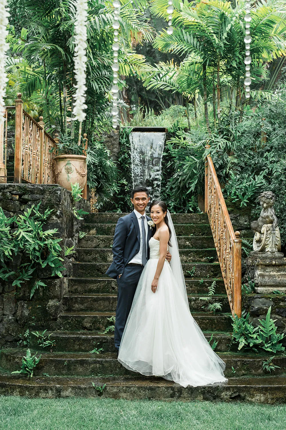 Photo by Enmuse Photography. theweddingnotebook.com