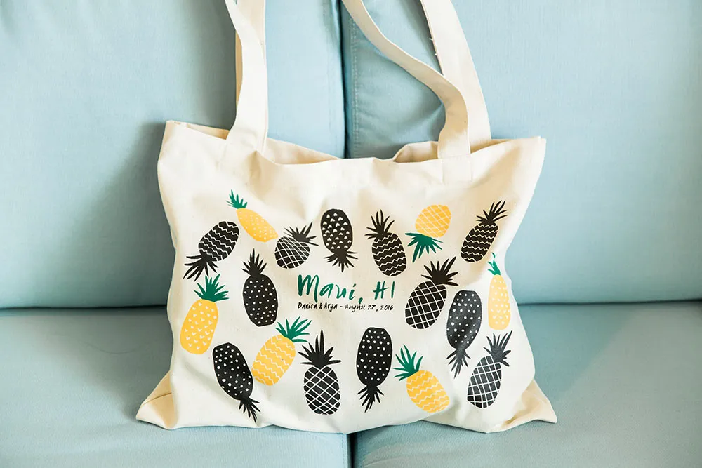 Photo by Enmuse Photography. theweddingnotebook.com