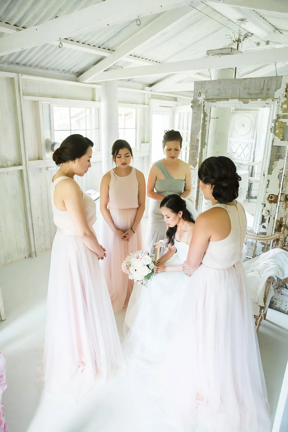 Photo by Enmuse Photography. theweddingnotebook.com