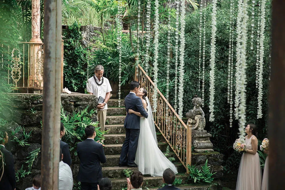 Photo by Enmuse Photography. theweddingnotebook.com