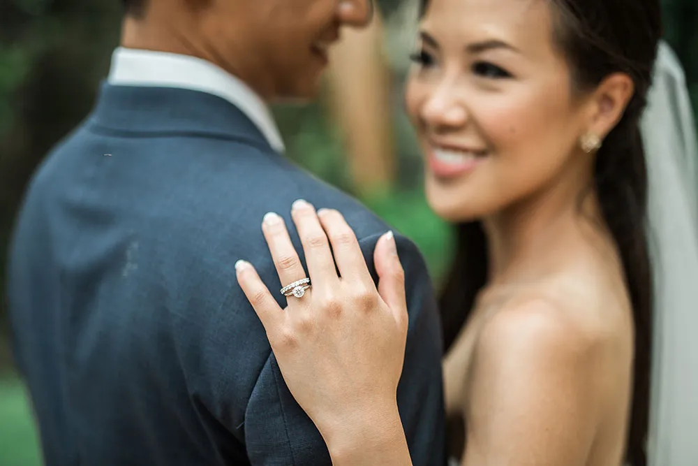 Photo by Enmuse Photography. theweddingnotebook.com