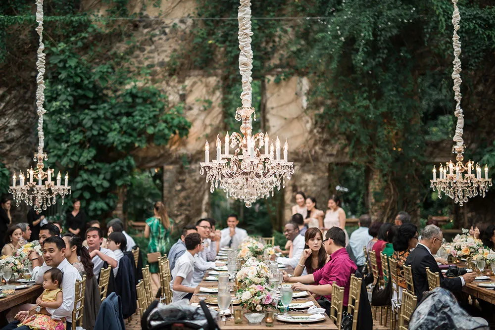 Photo by Enmuse Photography. theweddingnotebook.com