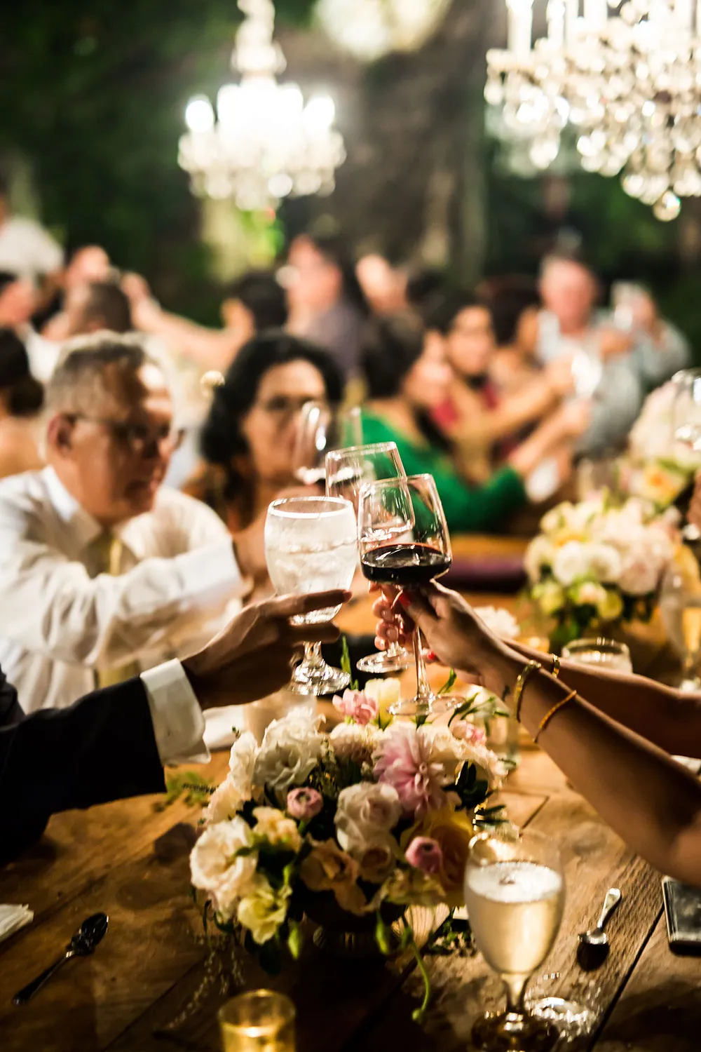 Photo by Enmuse Photography. theweddingnotebook.com