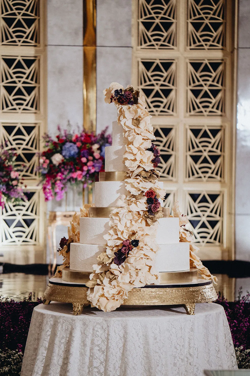 Morden Photography. theweddingnotebook.com