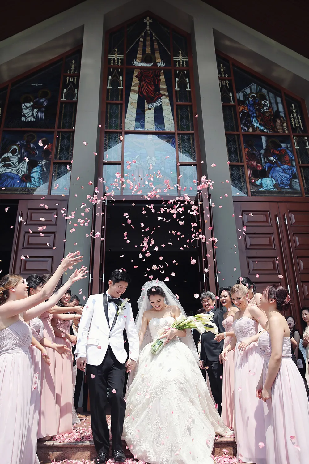 Photo by Axioo. theweddingnotebook.com