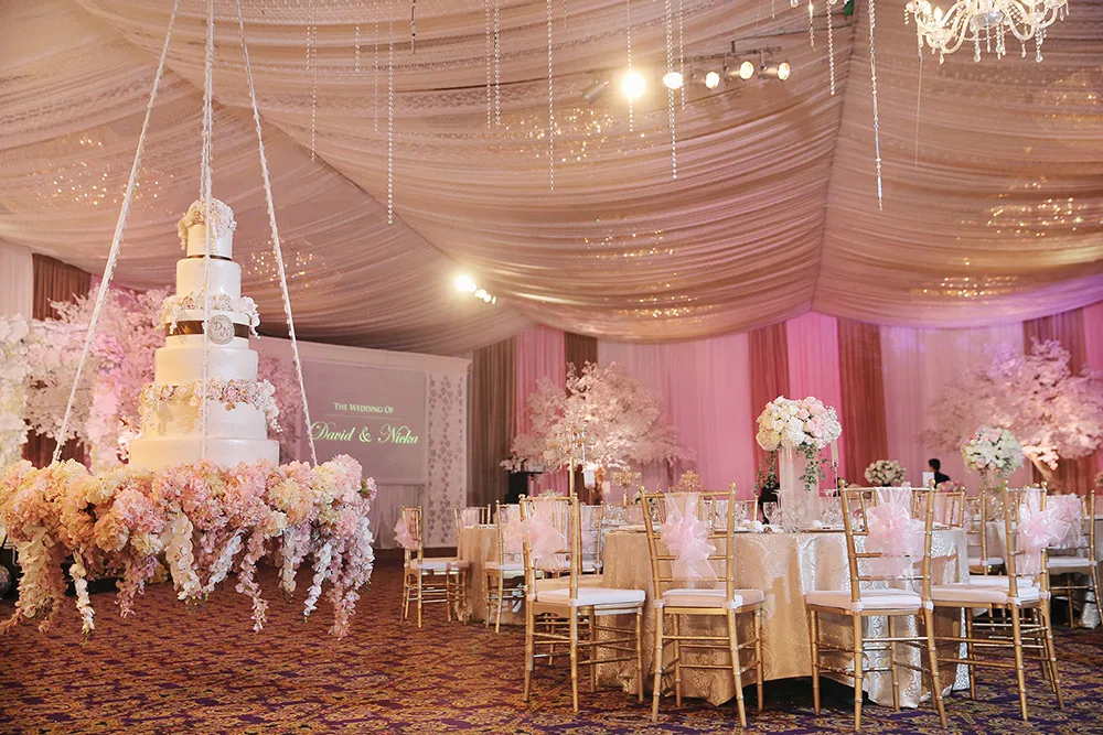 Photo by Axioo. theweddingnotebook.com