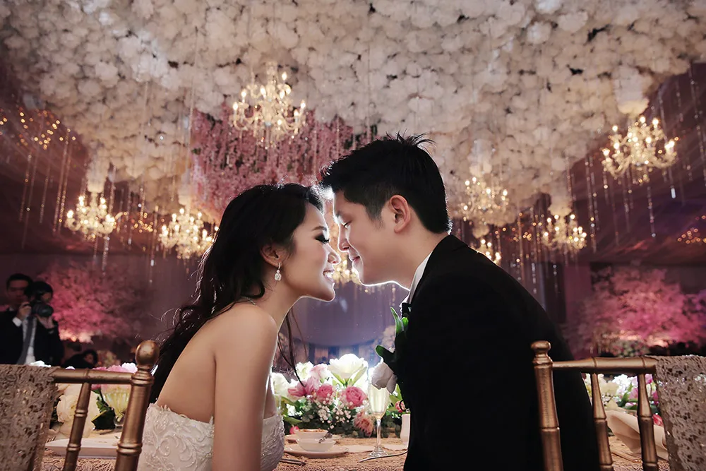 Photo by Axioo. theweddingnotebook.com