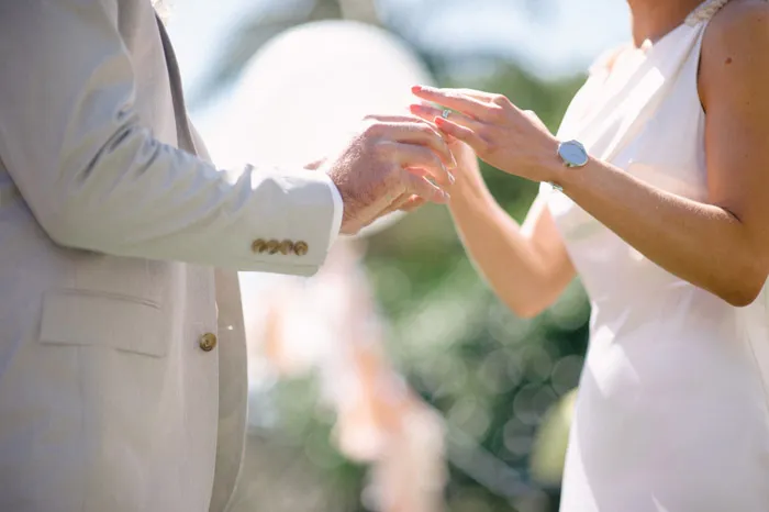 Peach garden wedding. Tealily Photography. theweddingnotebook.com
