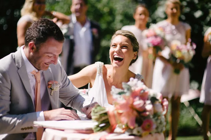 Peach garden wedding. Tealily Photography. theweddingnotebook.com