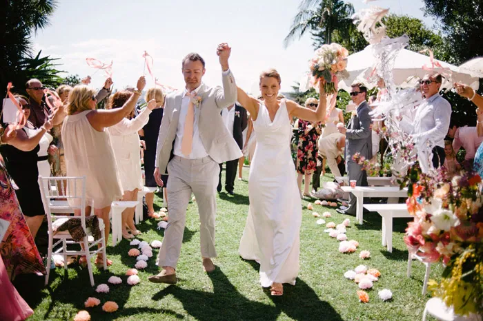 Peach garden wedding. Tealily Photography. theweddingnotebook.com