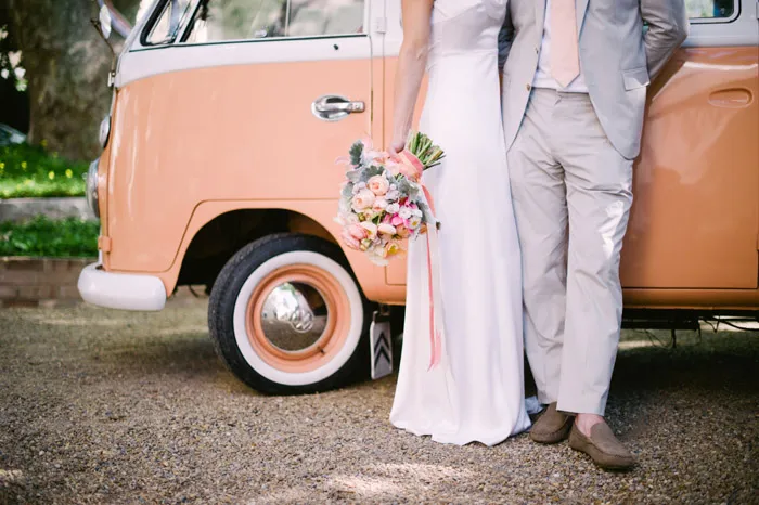 Peach colour garden wedding. Tealily Photography. theweddingnotebook.com