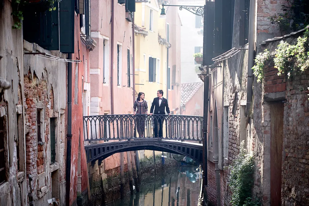 Rossini Photography. theweddingnotebook.com