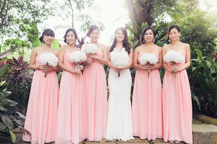 Photo by Bespoke Brides. Styling by The Wedding Stylist. theweddingnotebook.com