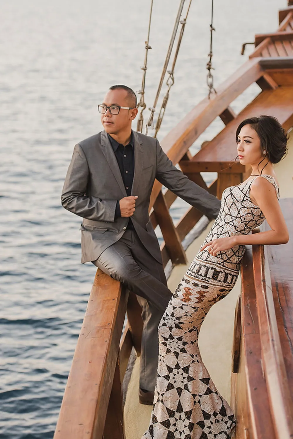 Photo by Gusde Photography. p://theweddingnotebook.com