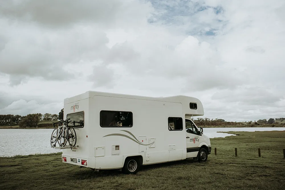 Photo by Iluminen. theweddingnotebook.com