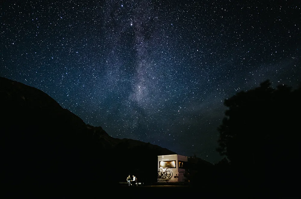 Photo by Iluminen. theweddingnotebook.com