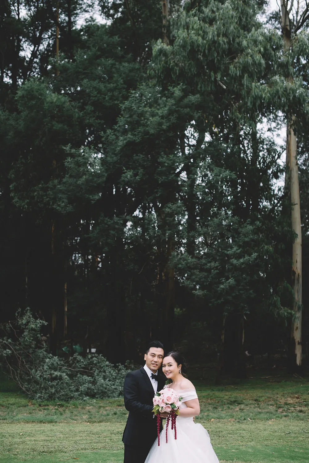 Dennis Yap Photography. theweddingnotebook.com